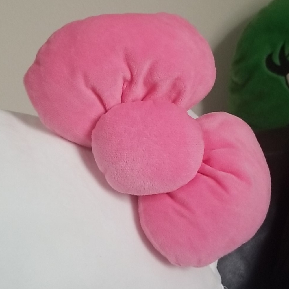 New Limited Editon Hello Kitty 20" Squishmallows - Picture 4 of 11
